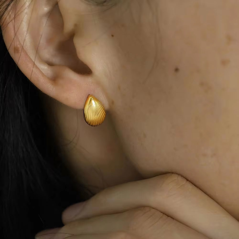 JEWELRY EH20 Factory Hot Sale Vintage Shell Striped Earrings Versatile Stud Earrings My Store