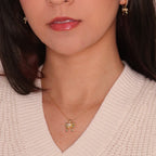 Put a Bow on It Necklace Lee