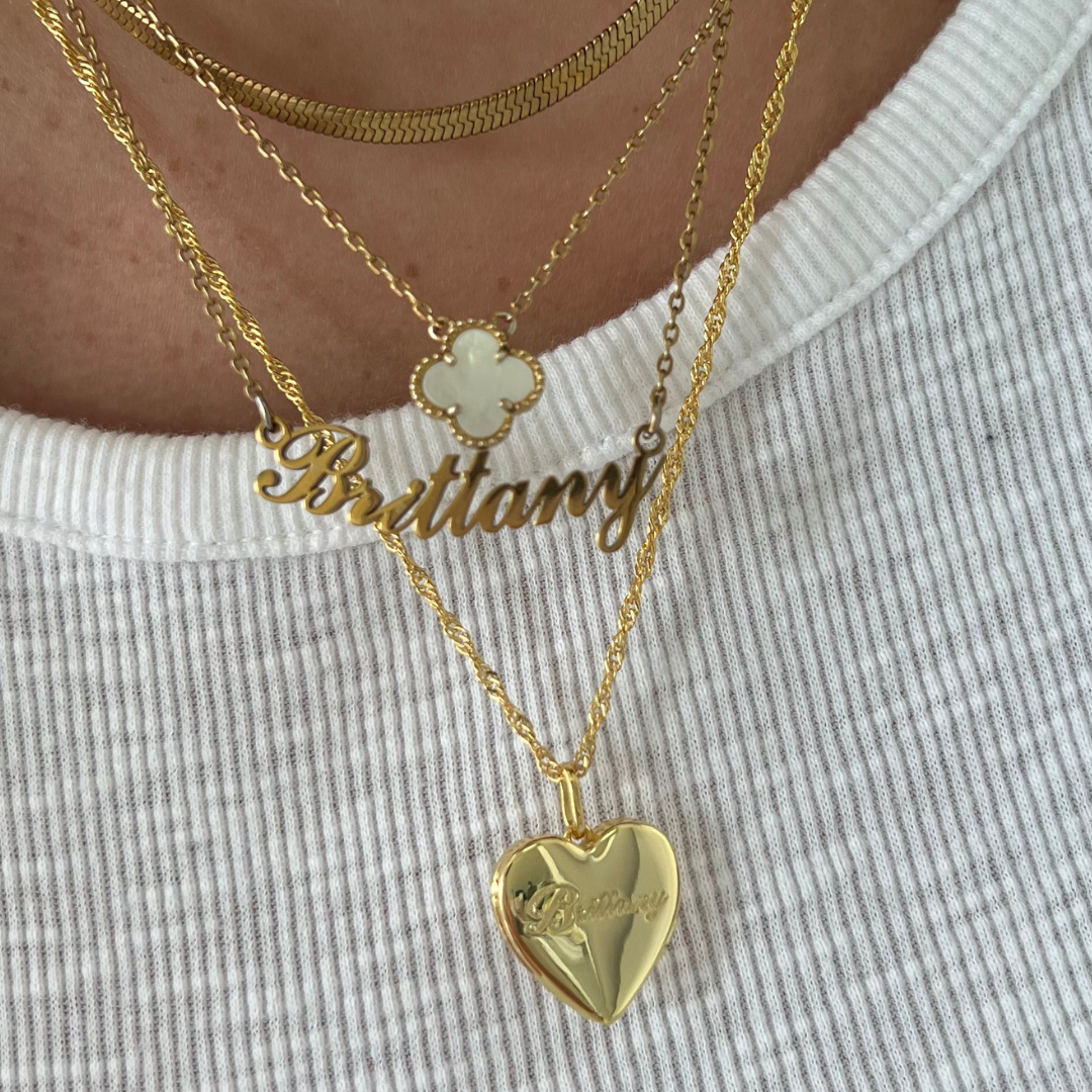Custom/Personalized Heart Locket Necklace Lee