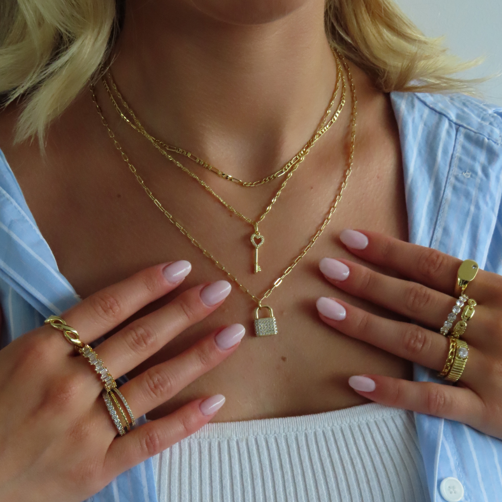 Heart's Desire Necklace Lee