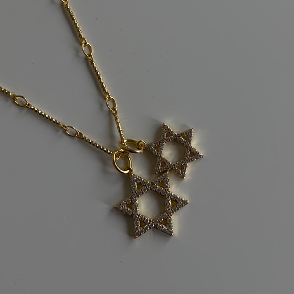 Double Star Necklace Lee