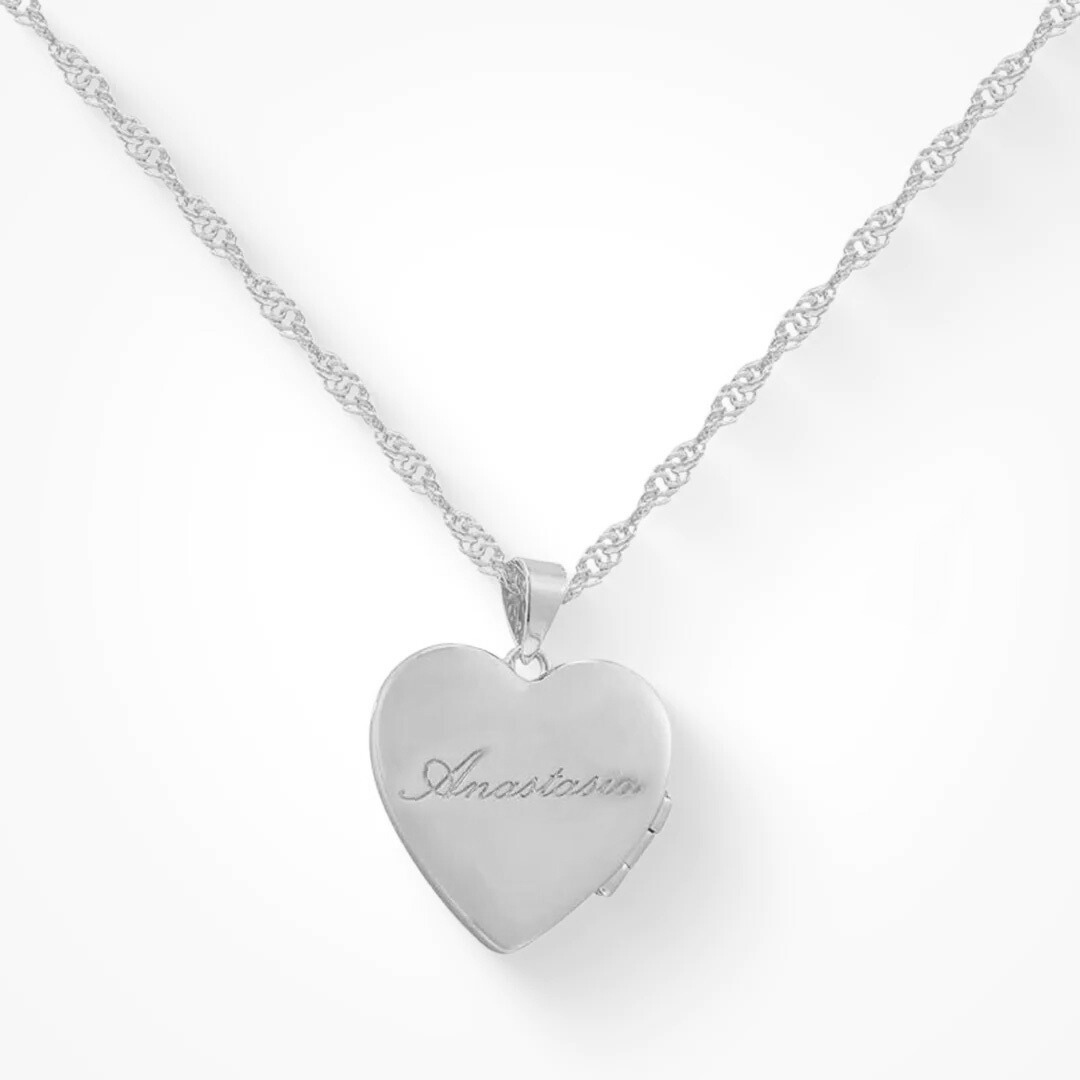 Custom/Personalized Heart Locket Necklace Lee